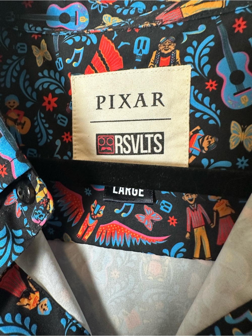RSVLTS x Pixar Disney Coco Music in Me Short Sleeve Button Down Shirt Large - Picture 5 of 7